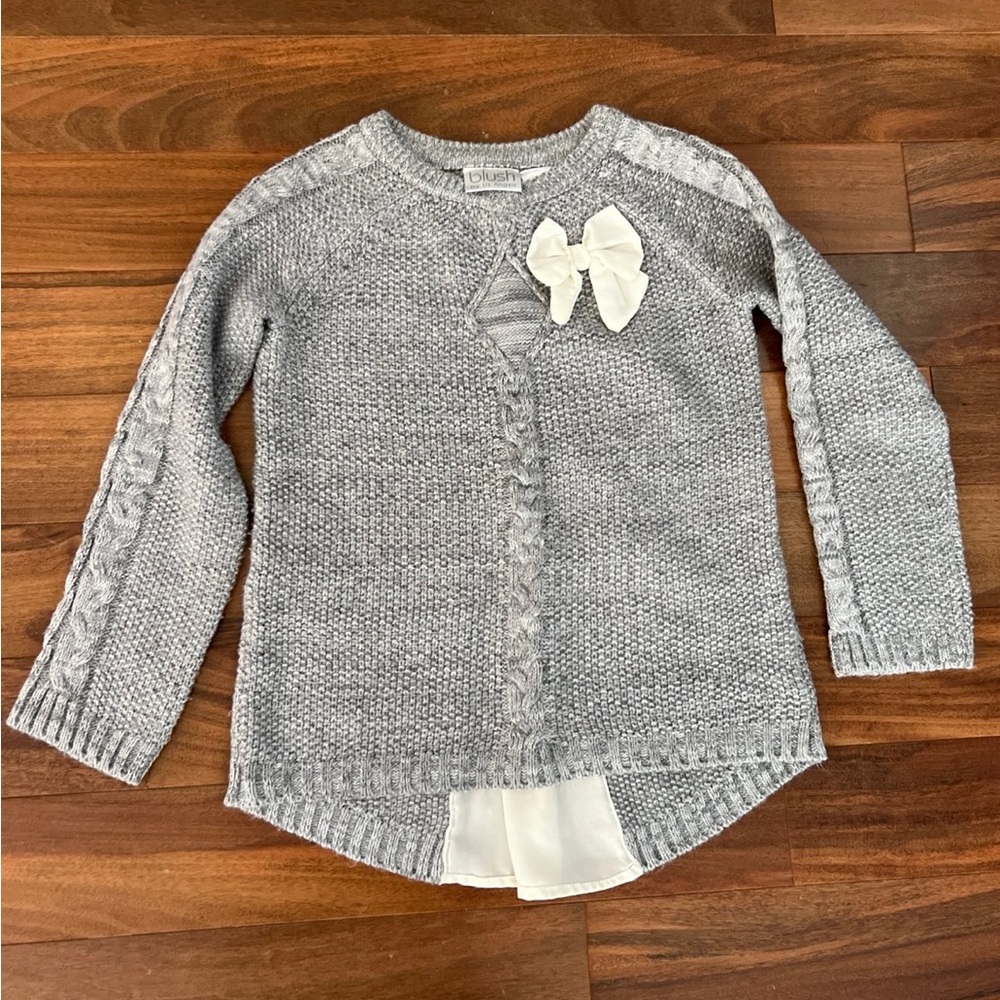 Girls size 12 sweater in excellent condition